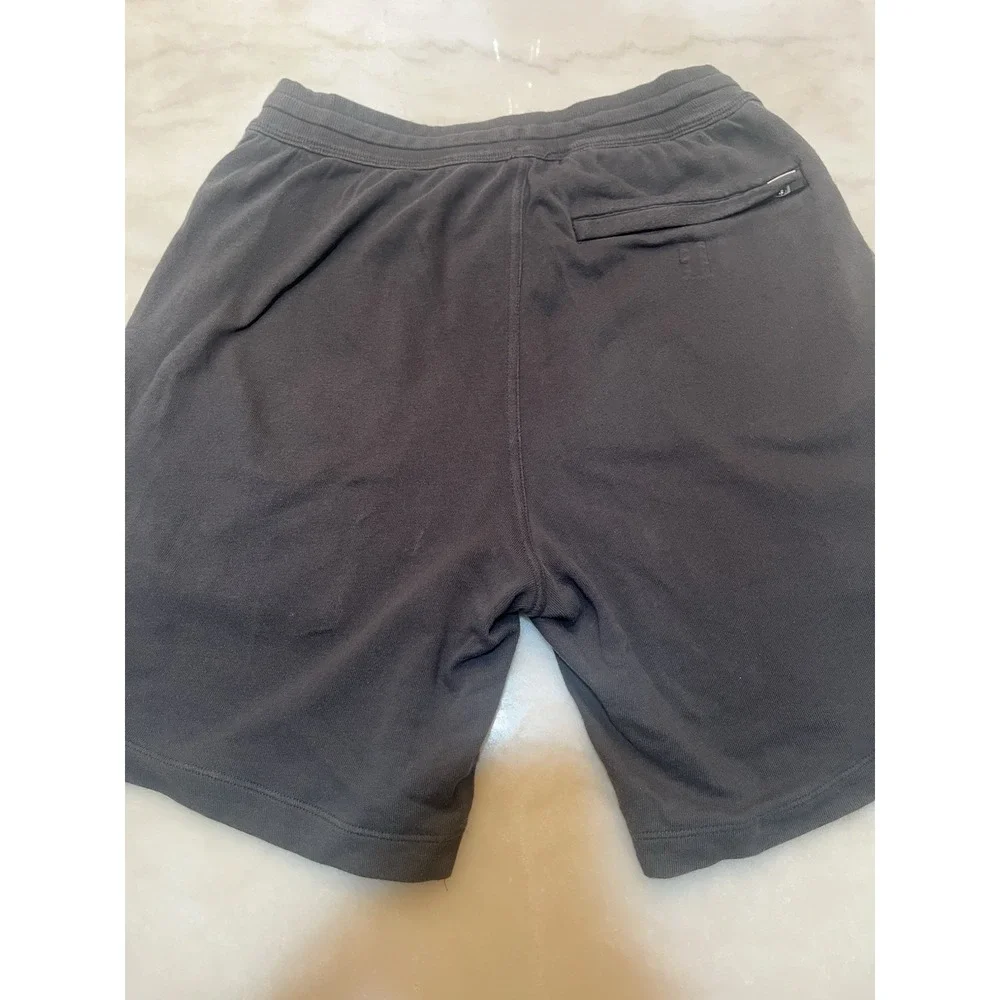 Vuori Vital Shorts Mens Size Small‎ Gray 100%cotton